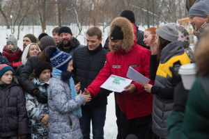 Рой Джонс и Наталья Сергунина открыли Зимний сезон «Городской Фермы» на ВДНХ