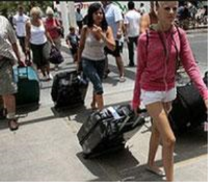 Число российских туристов в Испании выросло на 15%