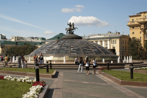 Виртуальный зоопарк откроется на Манежной площади в Москве