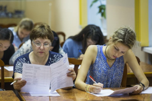 Во Владивостоке обучат гидов-переводчиков