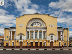 Музеи и театры начнут работу летом