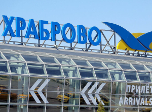 Калининград встретил первых чартерных туристов