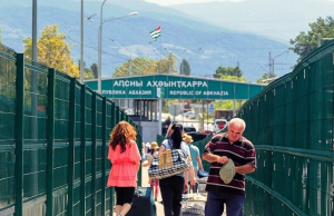 Абхазы хотят снова закрыть границу с РФ