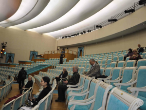 Петербург открывает глаза и уши