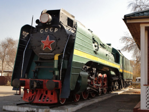 Иркутский паровоз-памятник повезет туристов