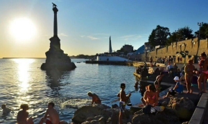 В Севастополе рассчитывают на увеличение турпотока в межсезонье из-за туров с кешбэком