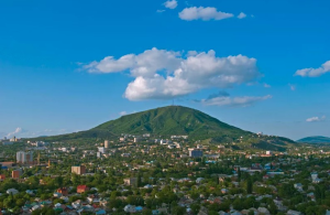 Названы пять самых популярных у туристов городов Кавказа