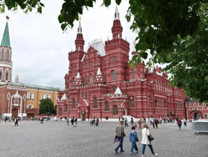 С начала года Москву посетили девять миллионов туристов