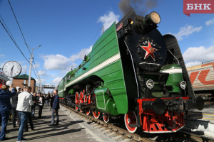 В Коми в честь 100-летия региона впервые запустили ретропоезд на паровой тяге