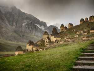 Северная Осетия с января по июль приняла на треть больше туристов, чем годом раньше