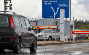 Россиянам советуют воздержаться от путешествий на авто в Калининградскую область