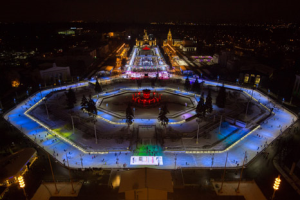 Каток на ВДНХ открылся уникальным Ледовым парадом