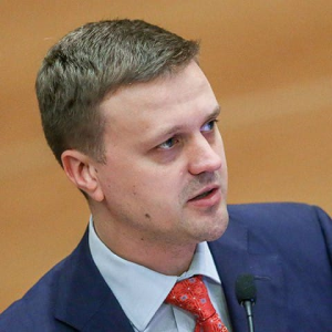 В Госдуме предложили проверять пассажиров самолет на алкотестере