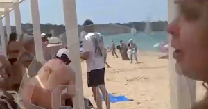 Пляжи в Крыму не закроют из-за атаки на Севастополь