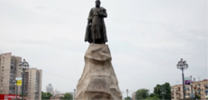 Памятник Хабарову