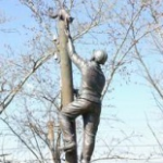 Памятник Монтеру, Великий Новгород