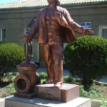 Памятник водопроводчику, Евпатория