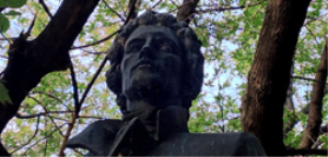 Памятник Александру Блоку