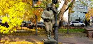 Памятник Москва-Петушки