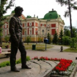 Памятник Александру Вампилову, Иркутск