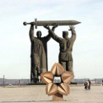 Монумент Тыл - фронту, Магнитогорск