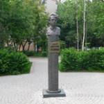 Памятник поэту Дмитрию Кедрину, Мытищи