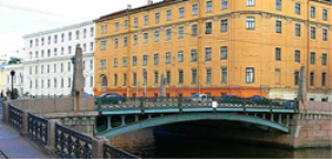Мост поцелуев в Санкт-Петербурге