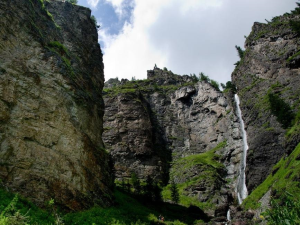 Каскад водопадов реке Шинок