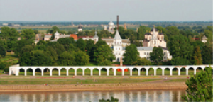 Ярославово дворище и Древний торг